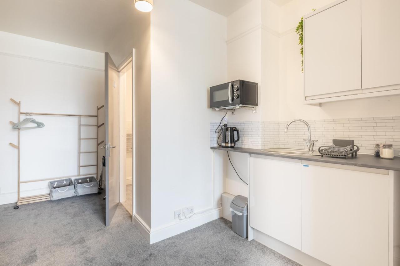 Private Room 5 With Kitchenette By Cb Stays No Minimum Stays 캠브리지 외부 사진